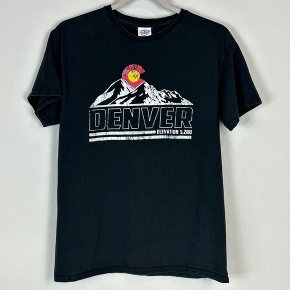 Denver Black Graphic Short Sleeve T-shirt Delta Pro Weight M